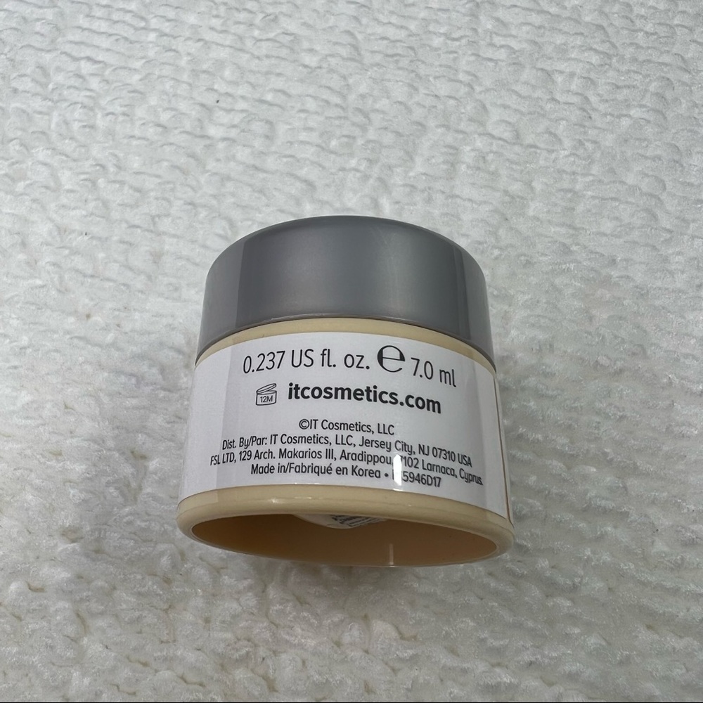 🔥Pick 5 for $25🔥 It Cosmetics Anti-Aging Moisturizer mini - Picture 3 of 5